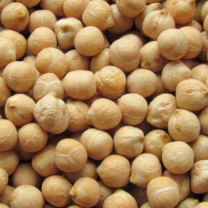 Chickpeas in a black pot- Karyna Panchenko Creative Commons - CC0